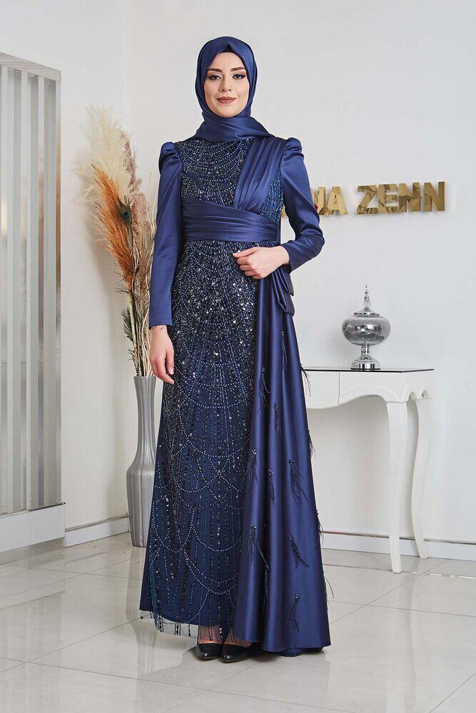 Boncuk Detaylı Drapeli Kuyruklu Dicle Saten Tesettür Abiye - Lacivert 